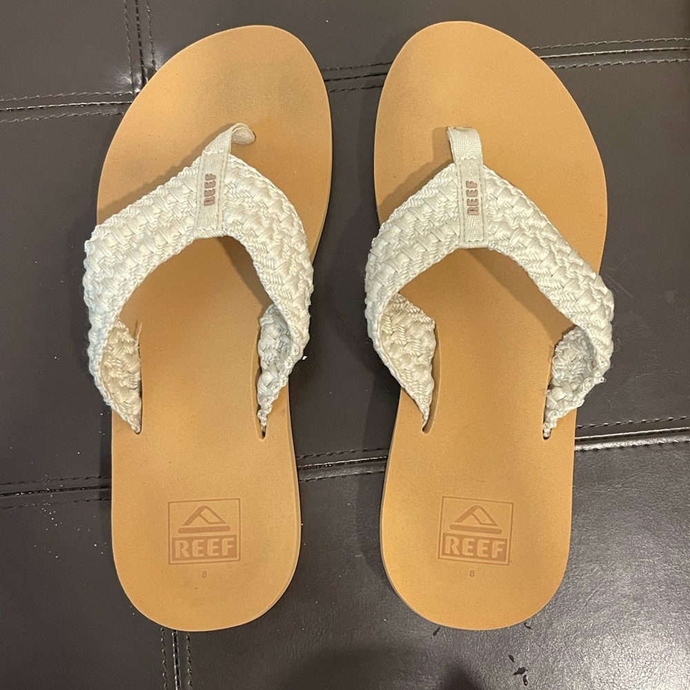 Reef Woven Sandals Flip flops spring woven Tan and Cream Womens 8